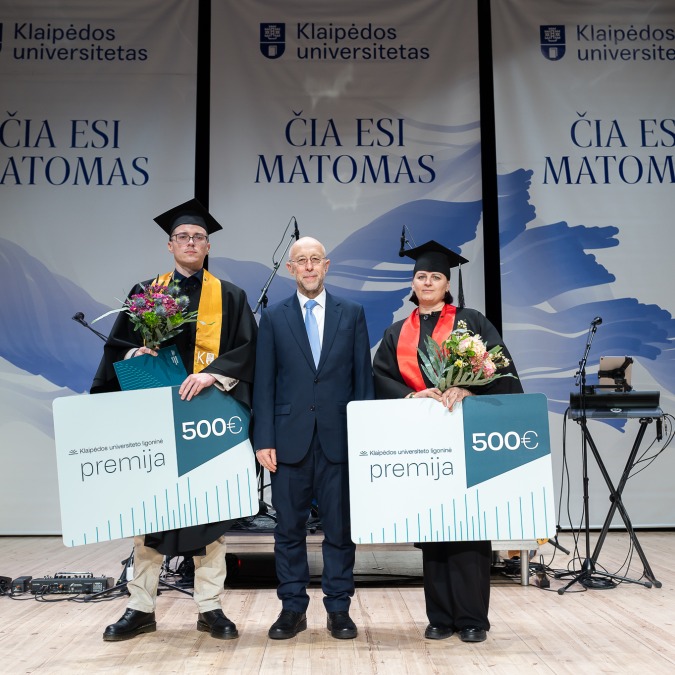 KUL stiprina ryšį su mokslu: įsteigtos vardinės premijos studentams